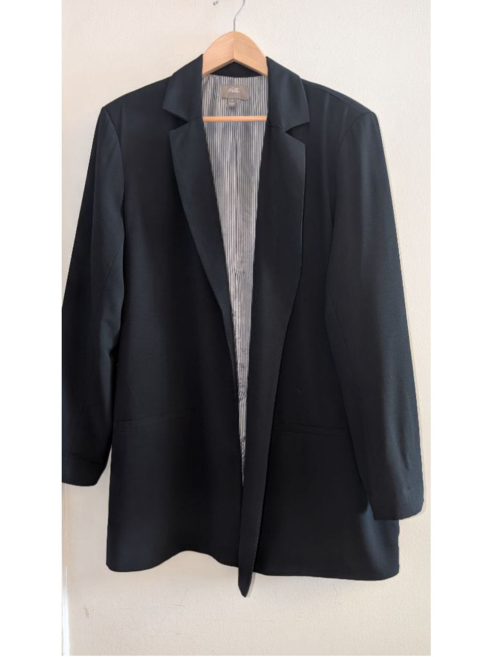 Motto Black 1X Blazer with Striped Lining, women's